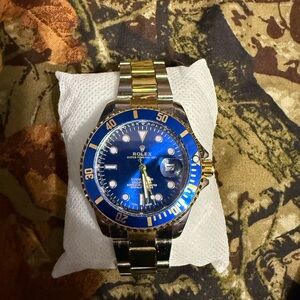 Luxury Blue and Gold Men's Watch